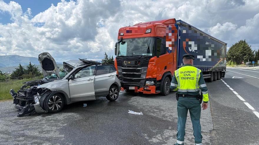 Herida muy grave una mujer de 26 años tras sufrir un accidente vial en Sarasa