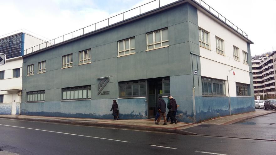 La Policía Municipal de Arrasate alerta de un fraude en la venta de colchones a domicilio