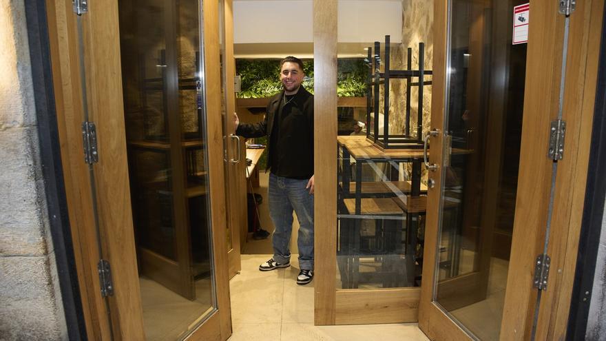 El Ayuntamiento incoa expediente sancionador a 16 establecimientos hosteleros por no haber instalado la doble puerta obligatoria