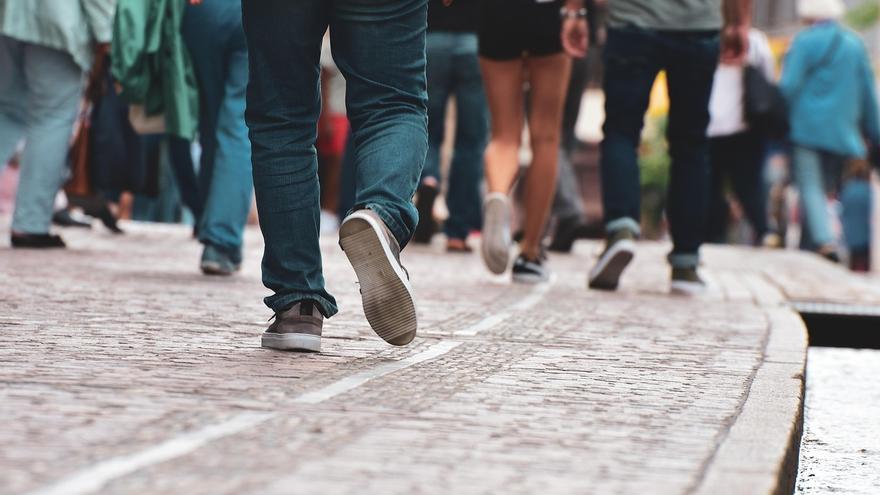 Un ayuntamiento vasco deberá pagar 30.000 euros a una mujer que tropezó con una baldosa