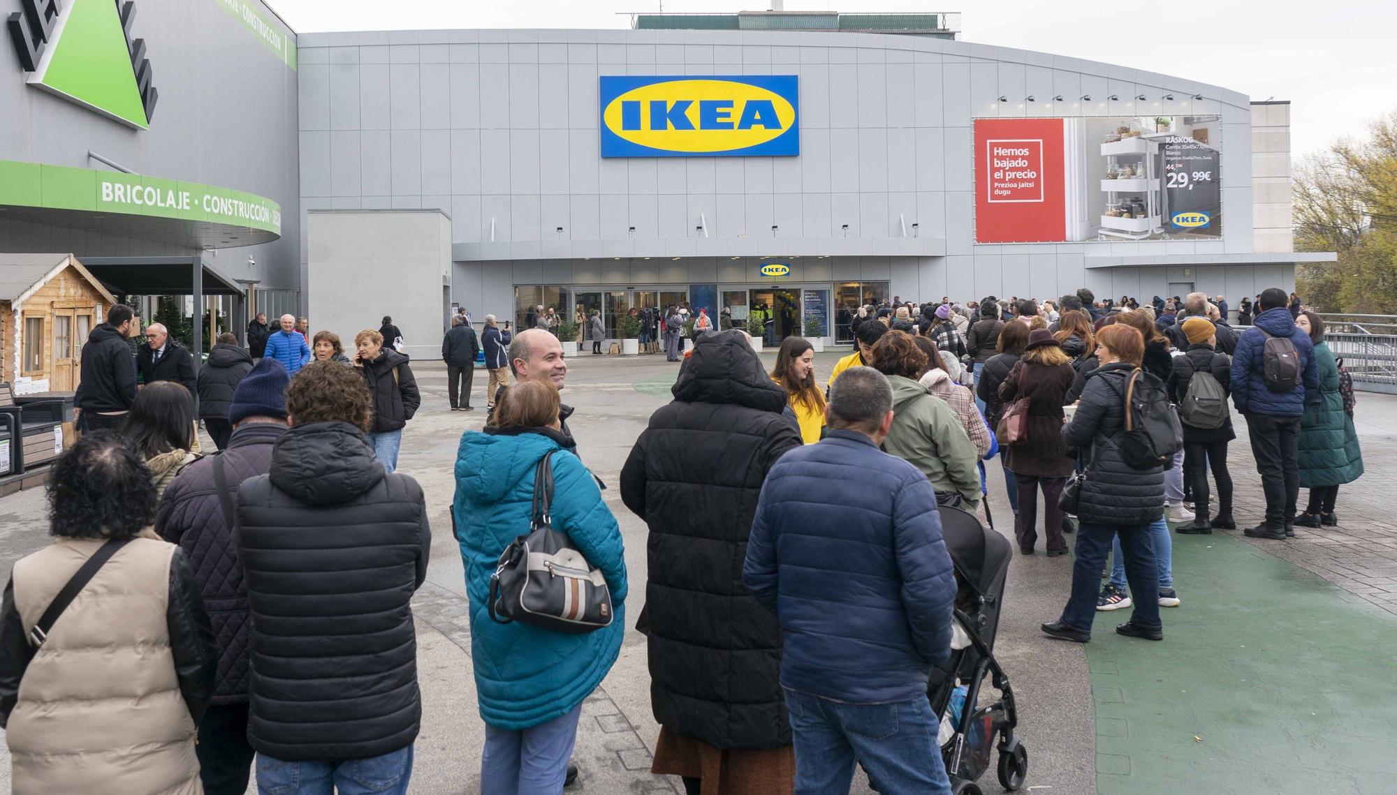 Fotos de la inauguración de la nueva tienda de Ikea en Vitoria