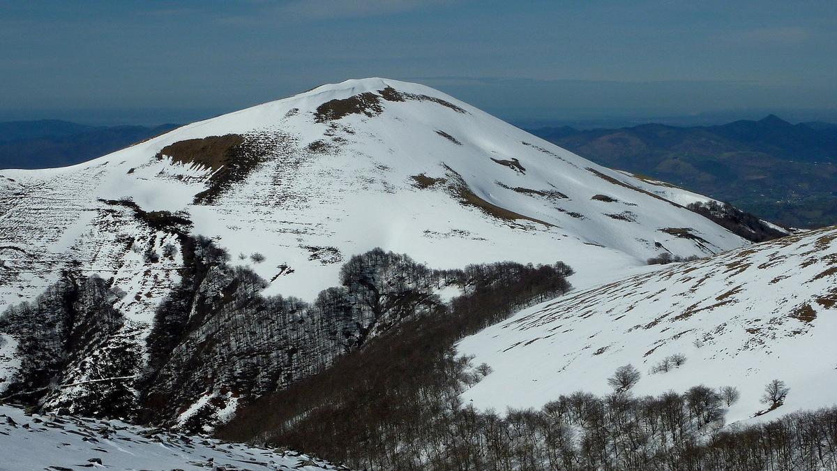 Vista del monte Saioa.