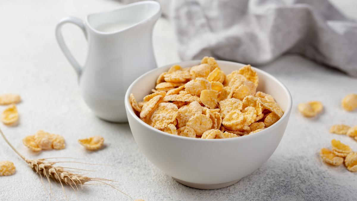 Copos de maíz como empanado sin gluten.