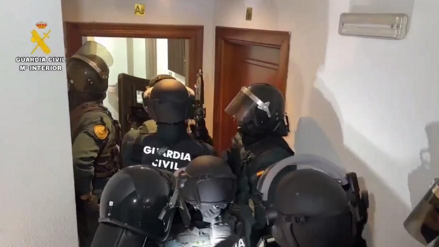 La Guardia Civil de Álava desarticula una red criminal dedicada a distribuir droga