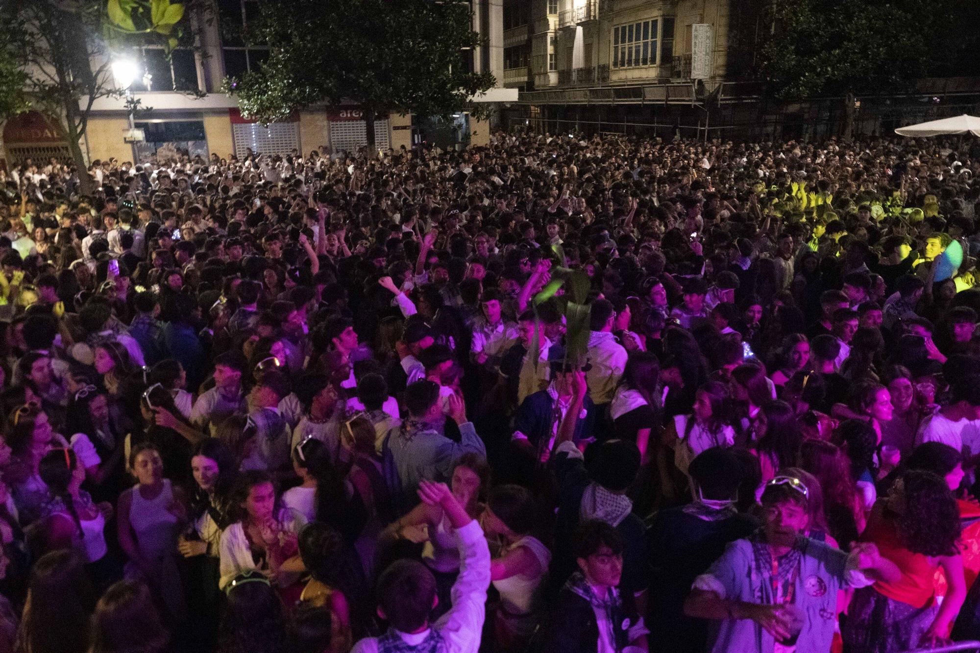 En imágenes: Joselu Anayak y Dupla unen fuerzas en la verbena de la plaza del Arca