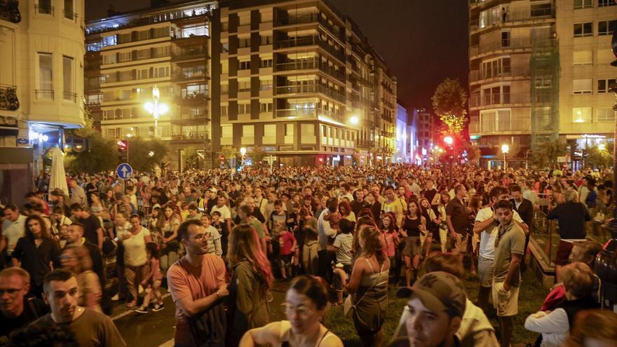 ¿Qué debes hacer si te roban el móvil en fiestas? Esto dice la Policía Nacional