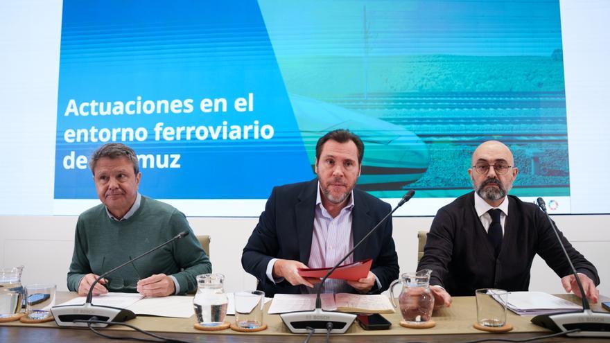 Las víctimas del accidente de Adamuz exigen la dimisión de Puente y del presidente de Adif