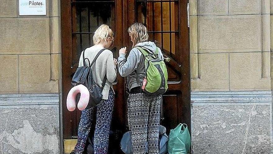 El estudio de las alegaciones retrasa la aprobación de norma de pisos turísticos