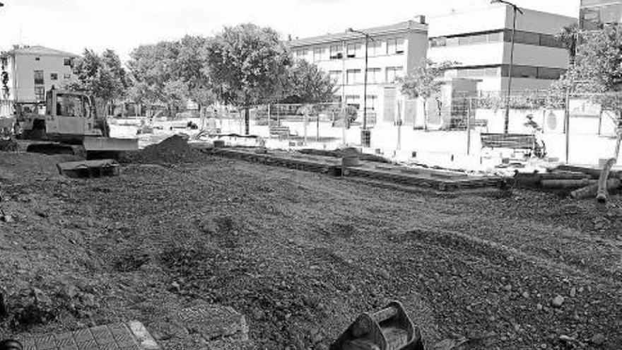 Las obras de las calles de Peralta estarán acabadas en septiembre
