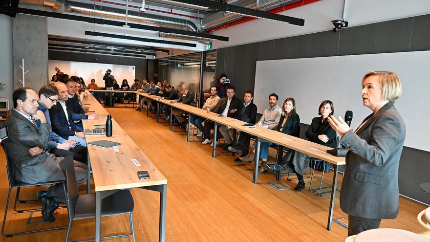 Una treintena de empresas se unen en Bizkaia para asesorar a nuevos emprendedores