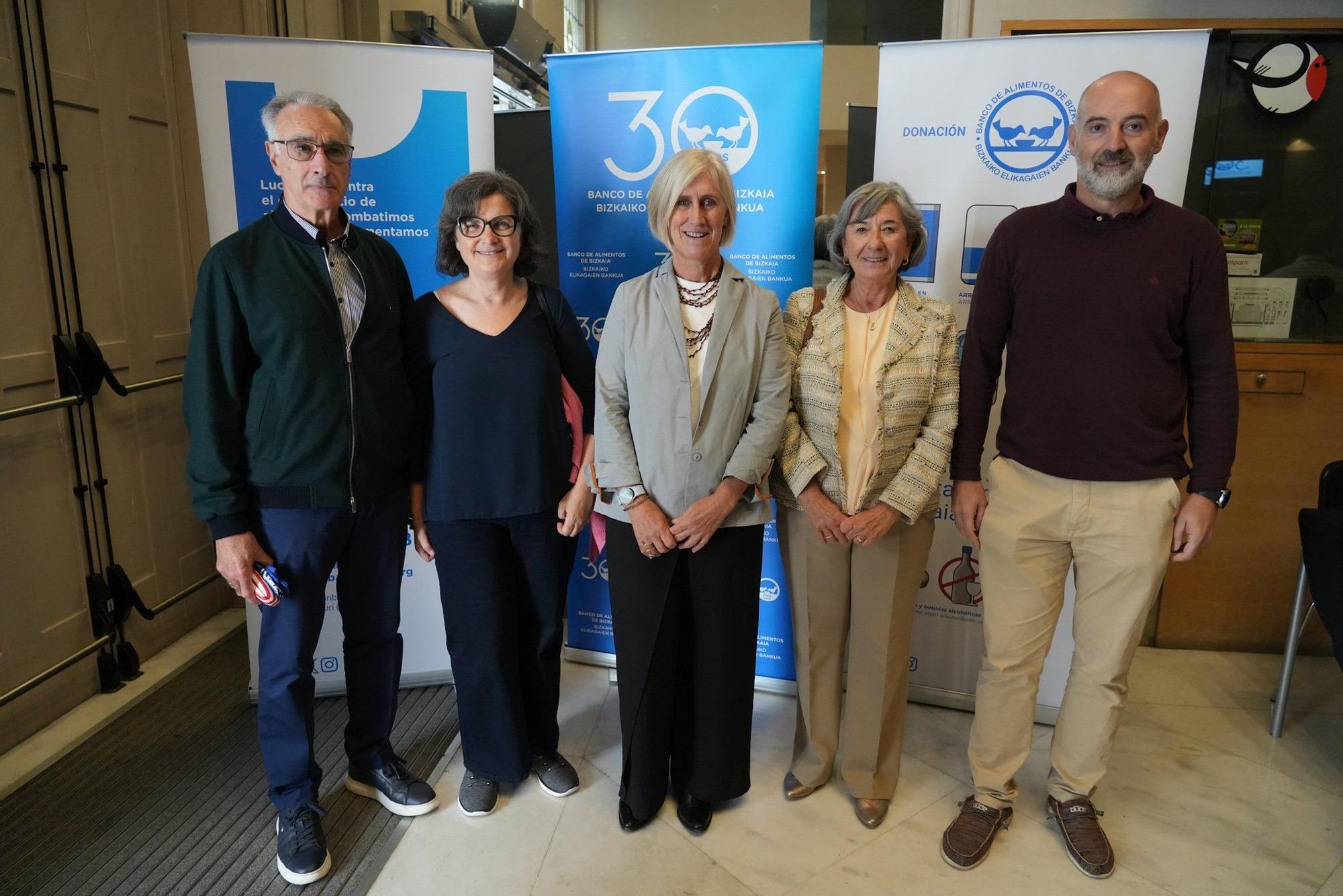 José Manuel Villamuriel, Marta del Olmo, Estibaliz Iriarte, Mariasun Berjón y Joserra Ruiz.