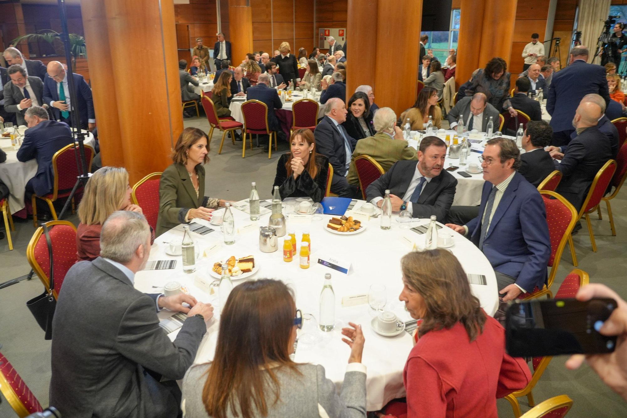 En imágenes: SEA Empresas Alavesas organiza la jornada 'Liderando la incertidumbre'