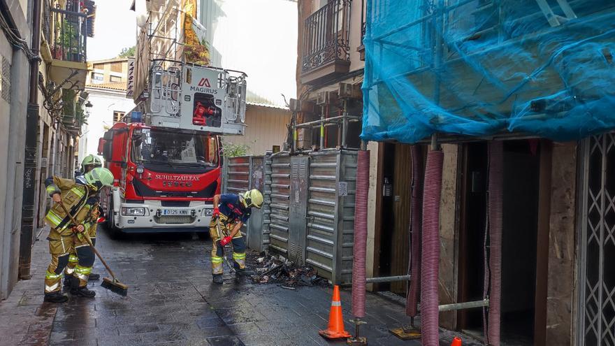 Un incendio en un edificio de Elgoibar obliga a desalojar a una treintena de personas