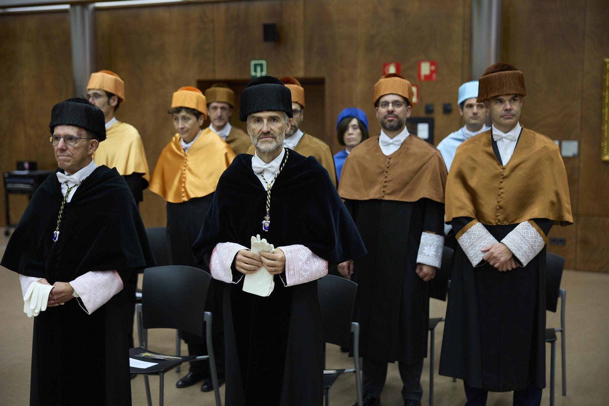 Fotos del homenaje de la UPNA a las personas que llevan 25 años trabajando en la Universidad