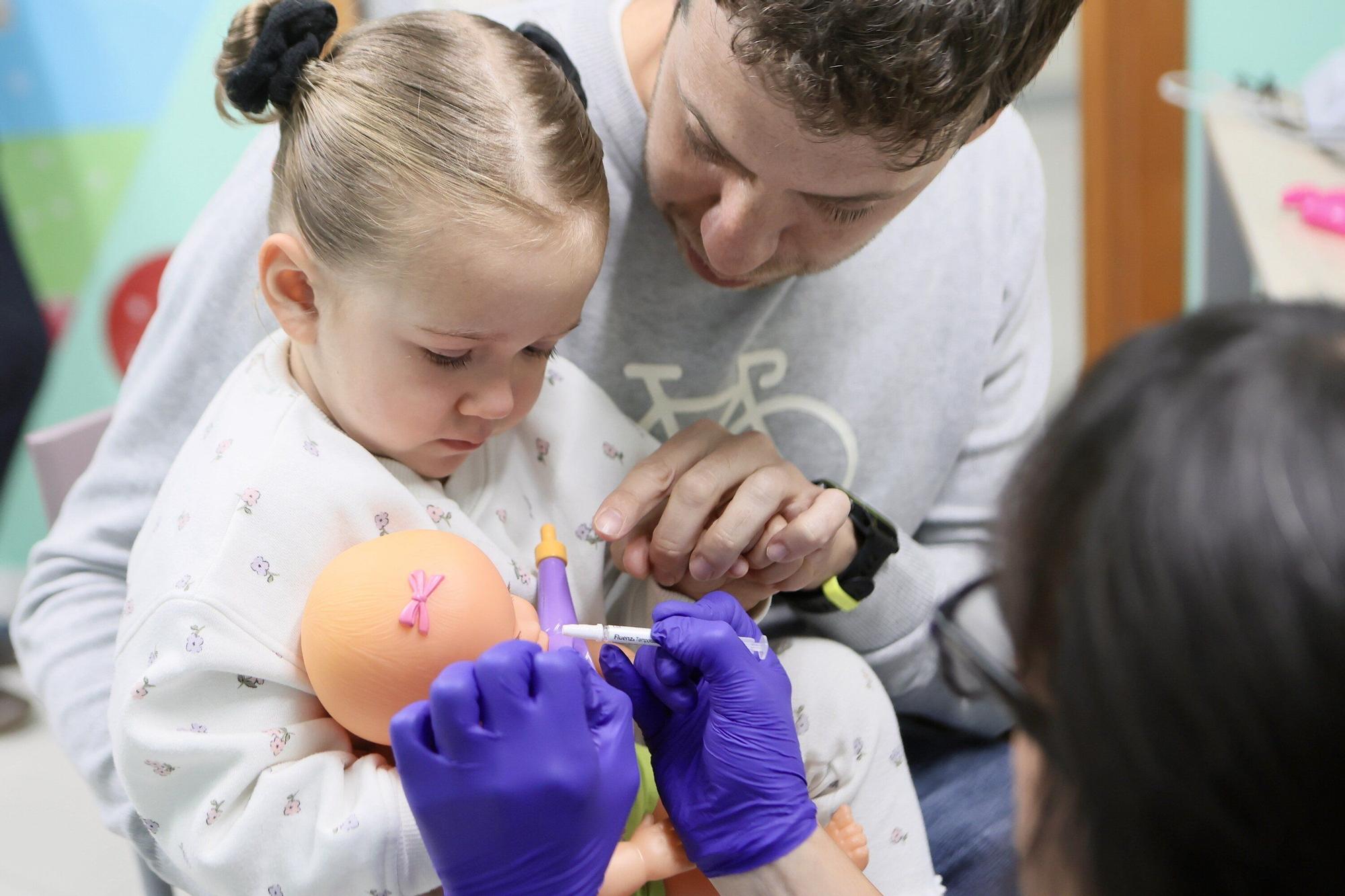 En imágenes: Arranca con novedades la campaña de la gripe en Álava