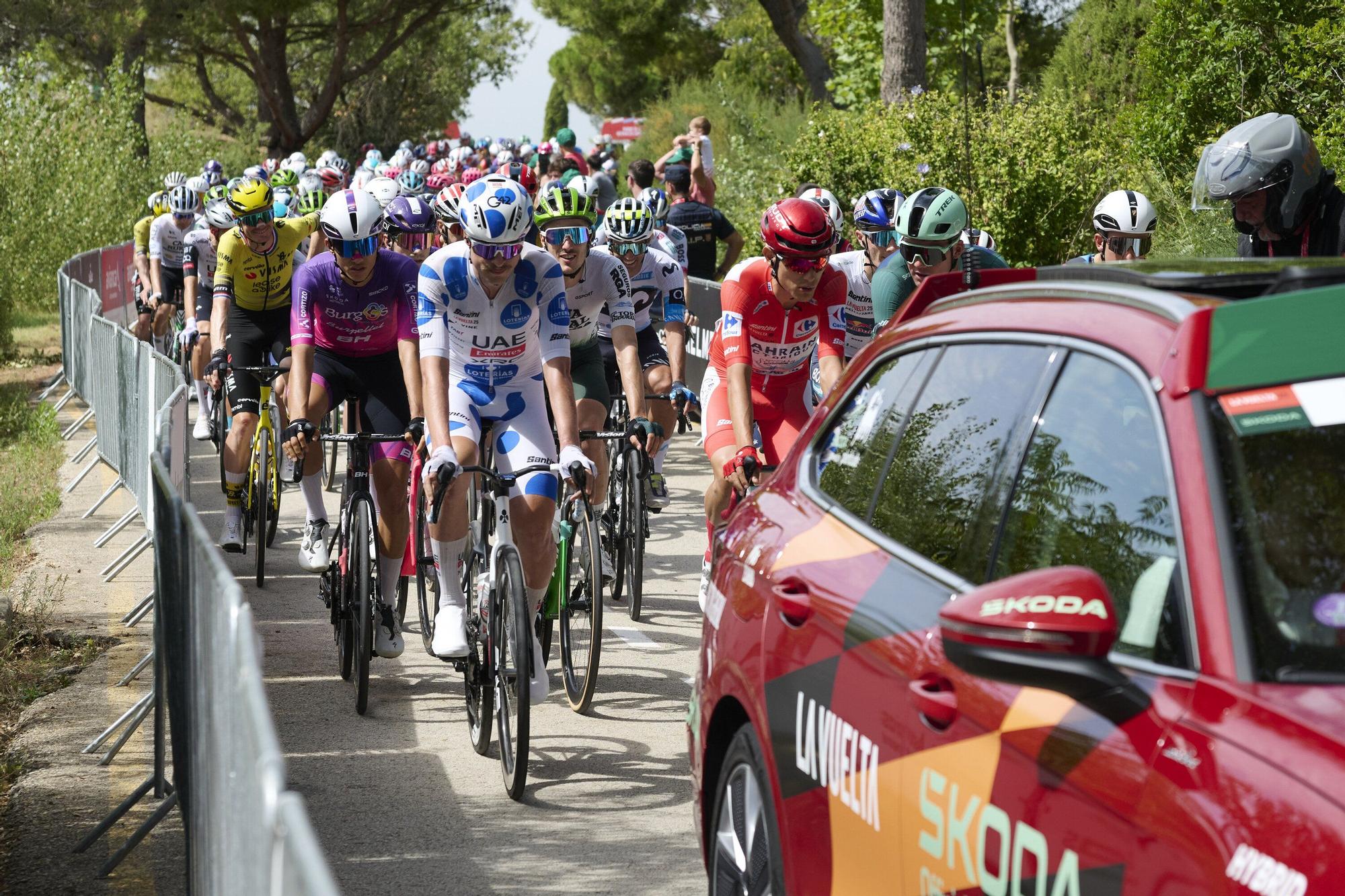 Fotos de la etapa navarra de La Vuelta 25 entre Sendaviva y Larra - Belagua