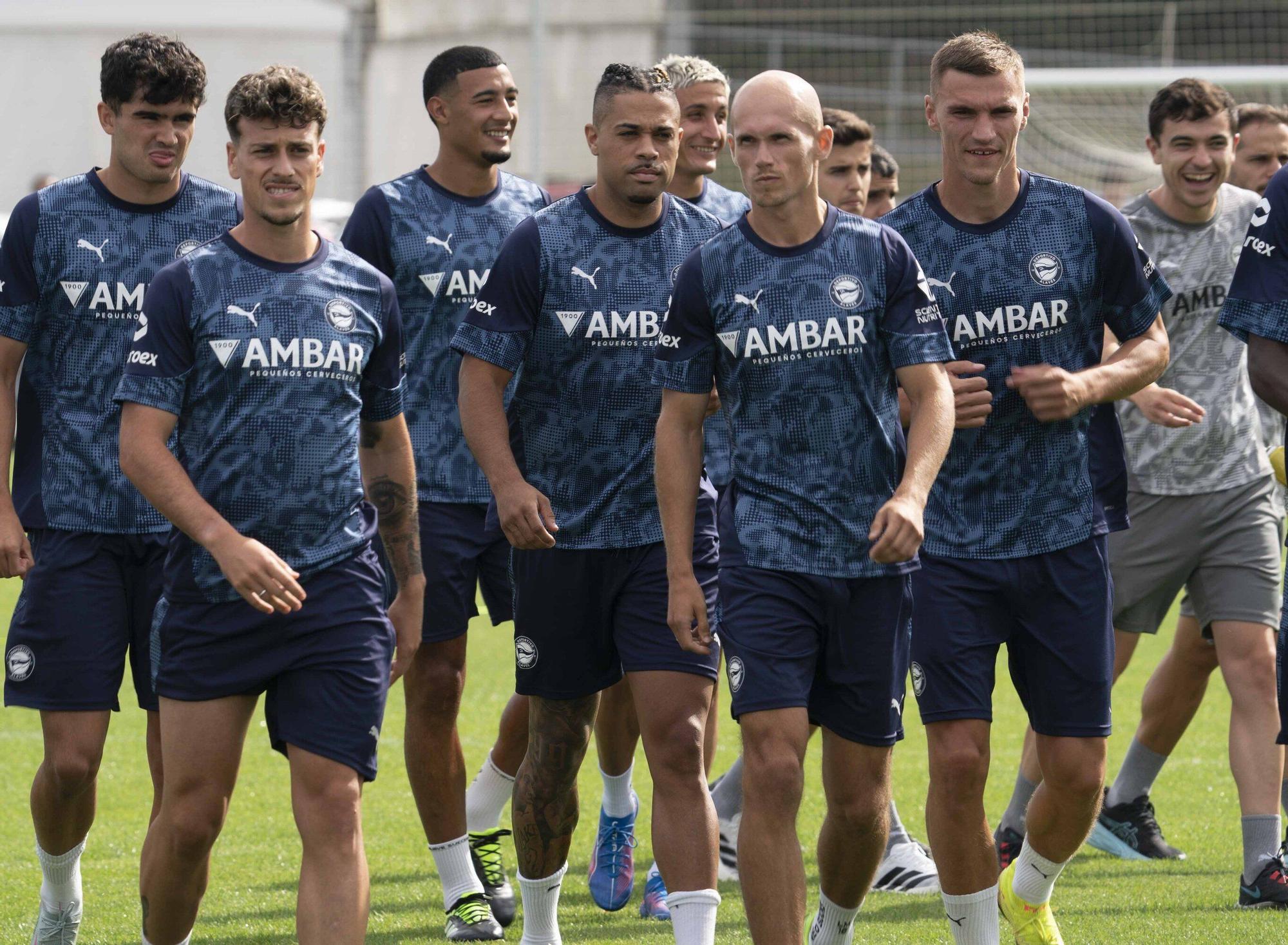 En imágenes: Una afición entregada al Alavés