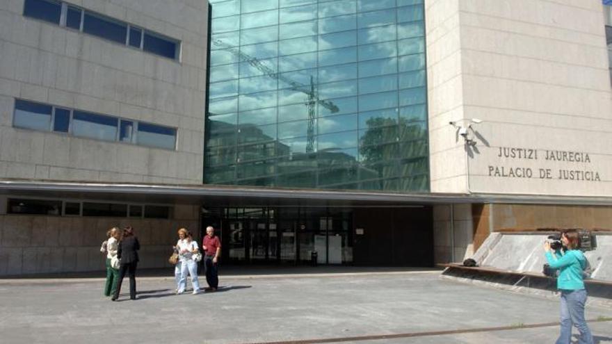 Imputan un homicidio imprudente a la madre de la bebé fallecida en Irun