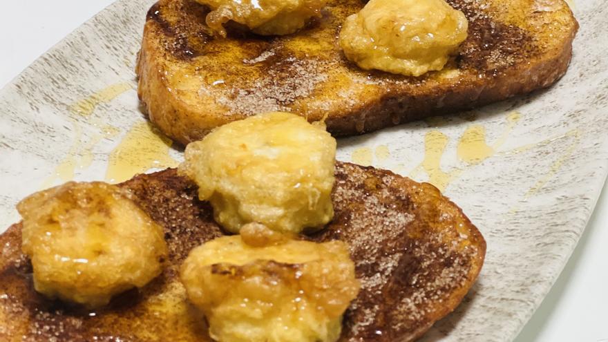 Torrijas con plátano y almíbar, una receta para darse un capricho