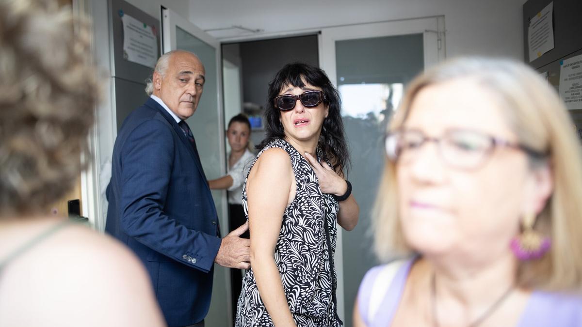 Juana Rivas a su llegada al punto en el que debía entregar a su hijo menor a Francesco Arcuri, el pasado mes de julio.
