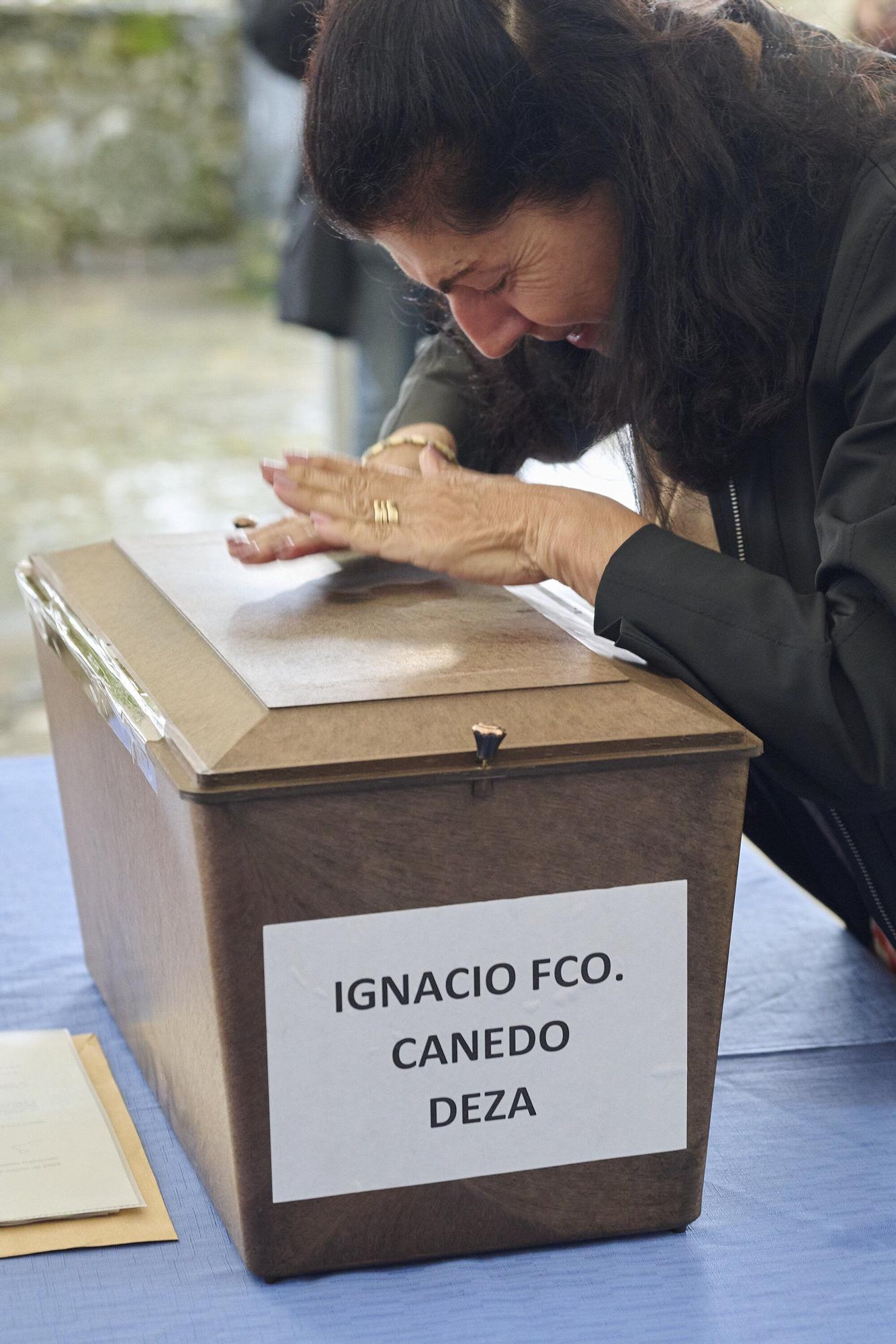Ana Ollo entrega los restos del joven estadounidense fusilado a su familia en Berriozar