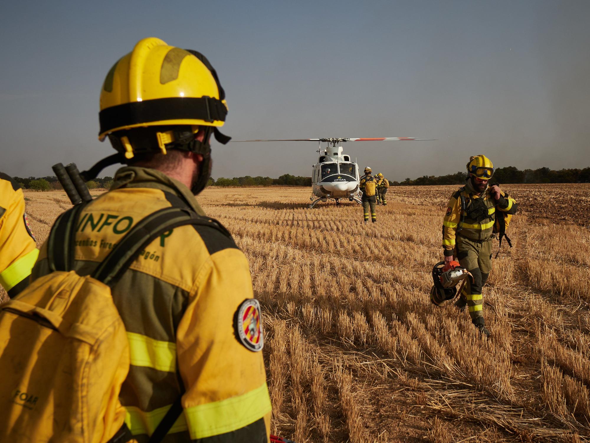 Fotos del incendio forestal cerca de Carcastillo