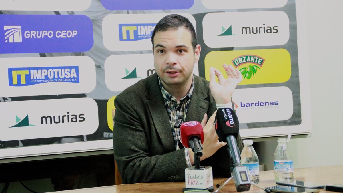 Ramón Lázaro, en una rueda de prensa.