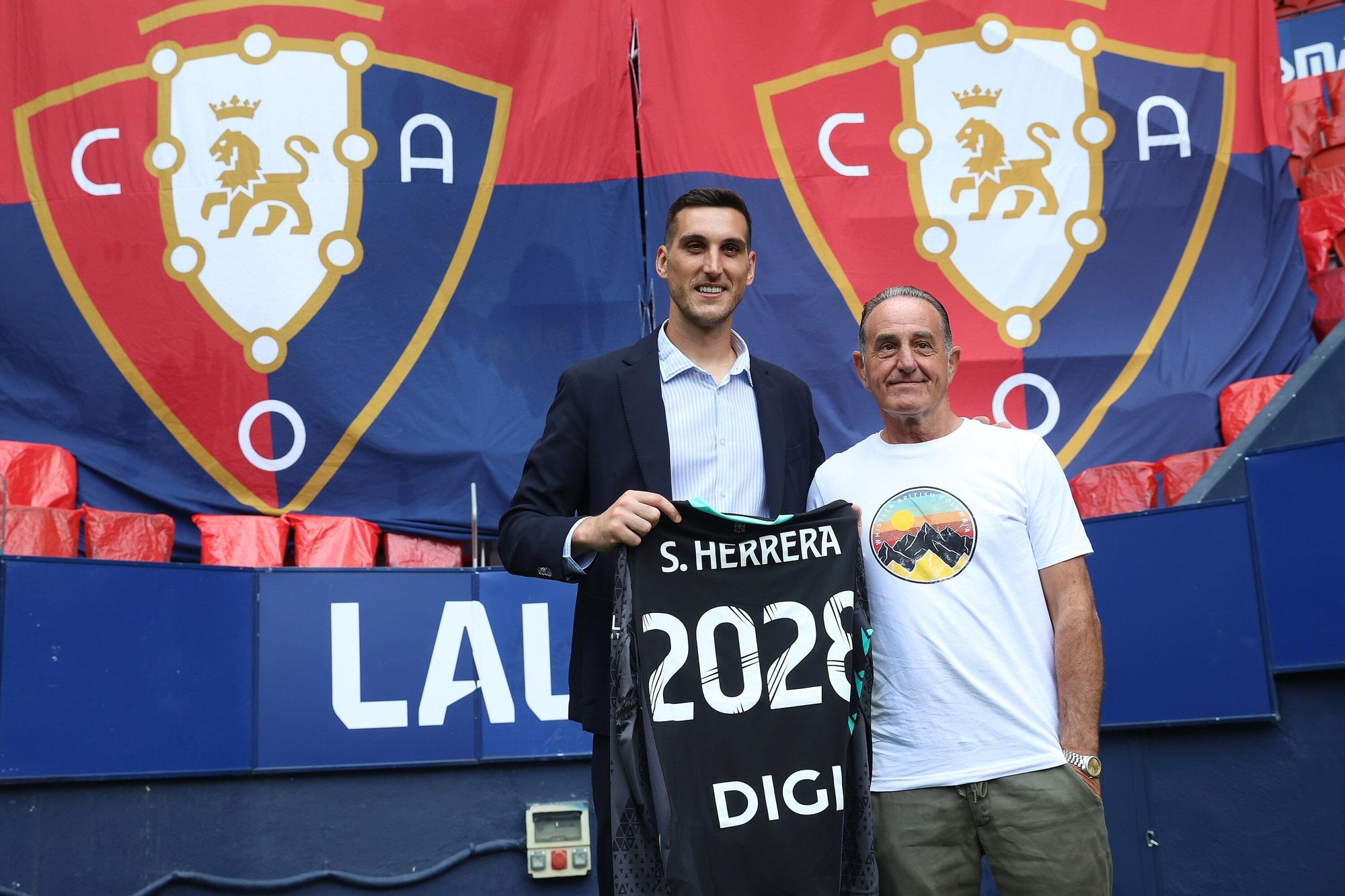 Rueda de prensa de la renovación de Sergio Herrera hasta 2028