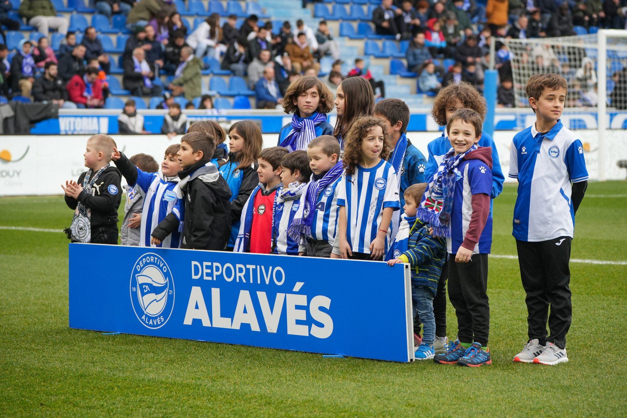 Todas las fotos del Alavés - Cartagena (0 - 0)