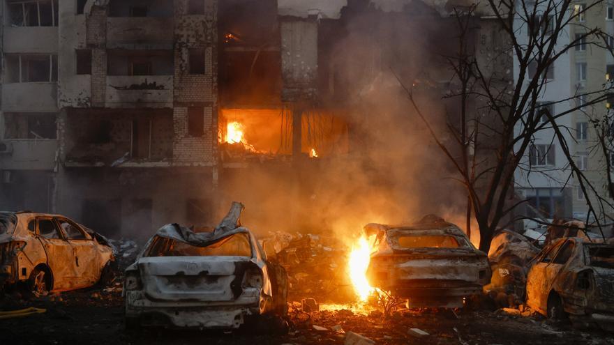 Rusia desborda las defensas de Kiev en otro ataque masivo
