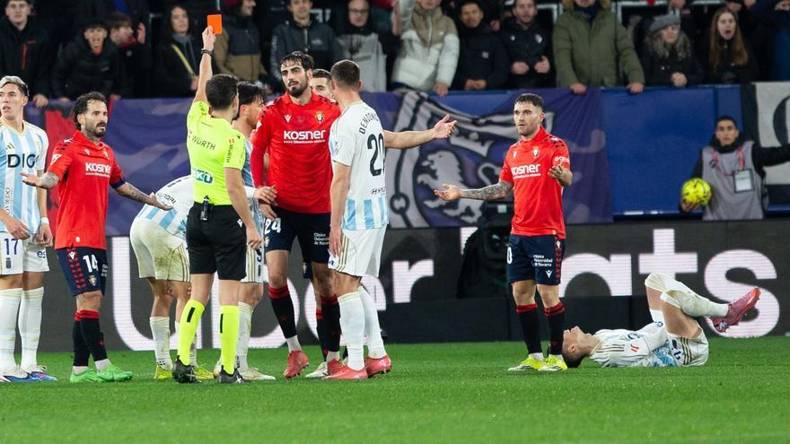 El Oviedo expresa "su profundo malestar y preocupación" con las decisiones arbitrales