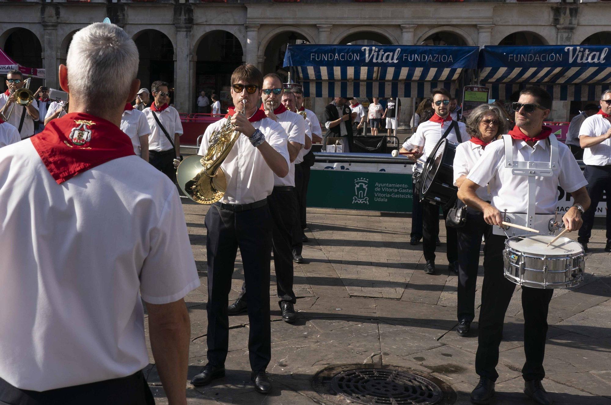 En imágenes: Blusas y neskas veteranos celebran su día en La Blanca