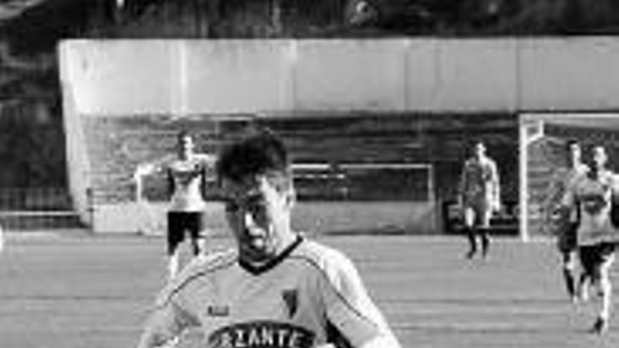 El Tudelano quiere crecer frente al líder