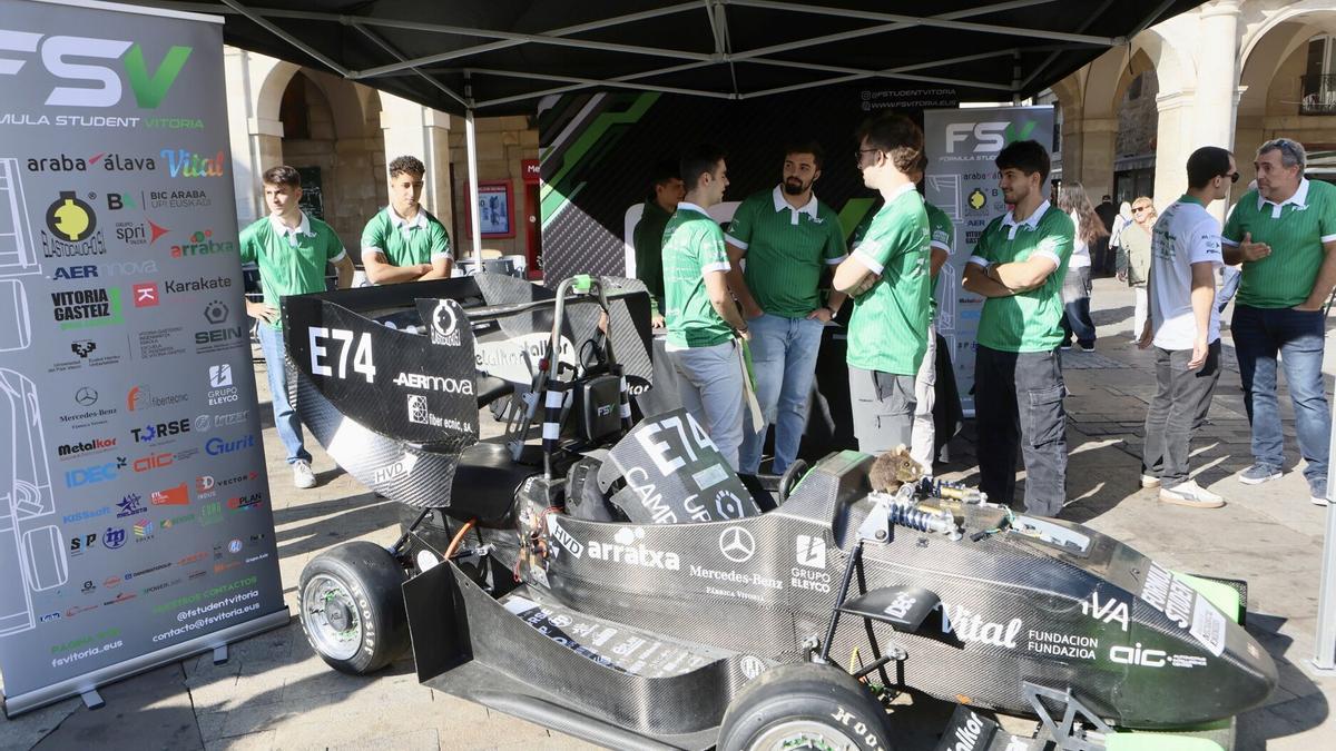 Stand del Formula Student Vitoria.