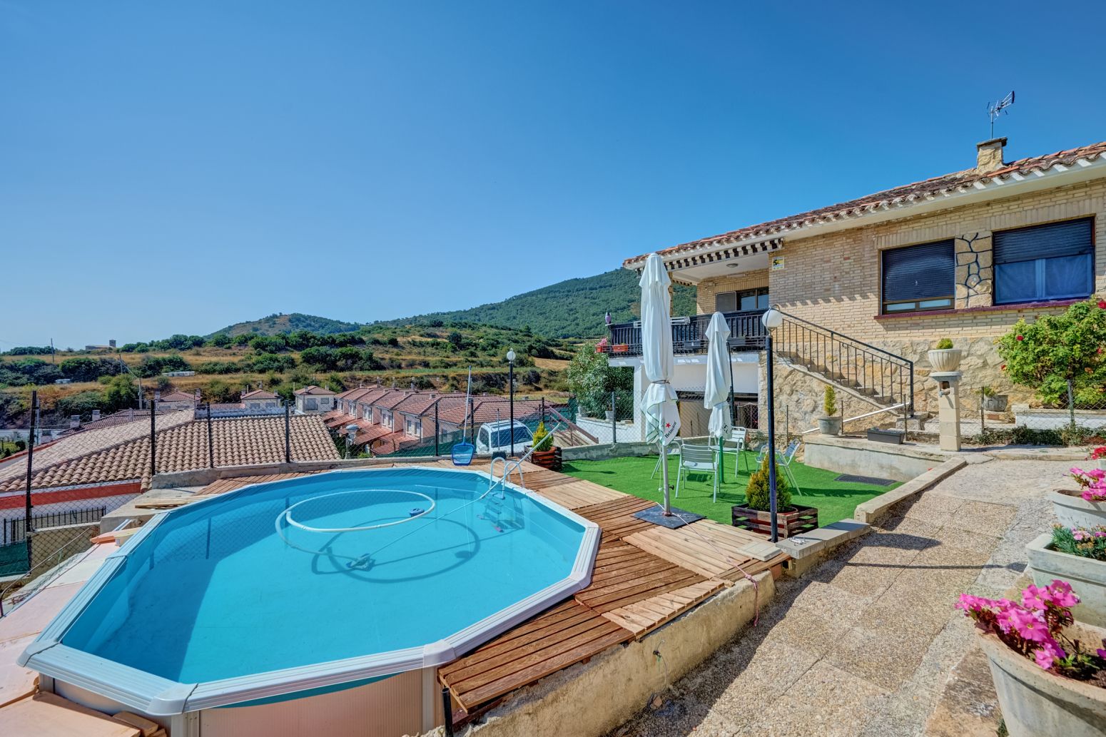 Casa independiente en Muniáin de la Solana