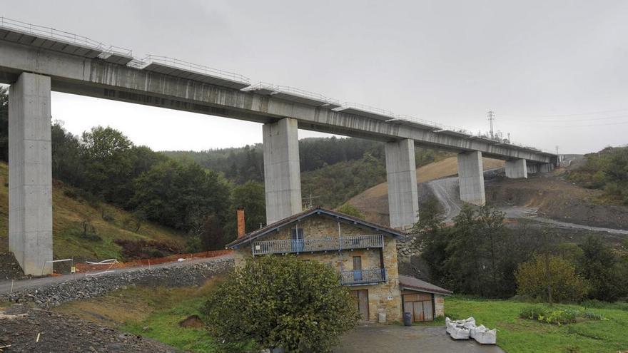 Nueva Aquitania promete "empujar" para la unión ferroviaria de alta velocidad con Euskadi