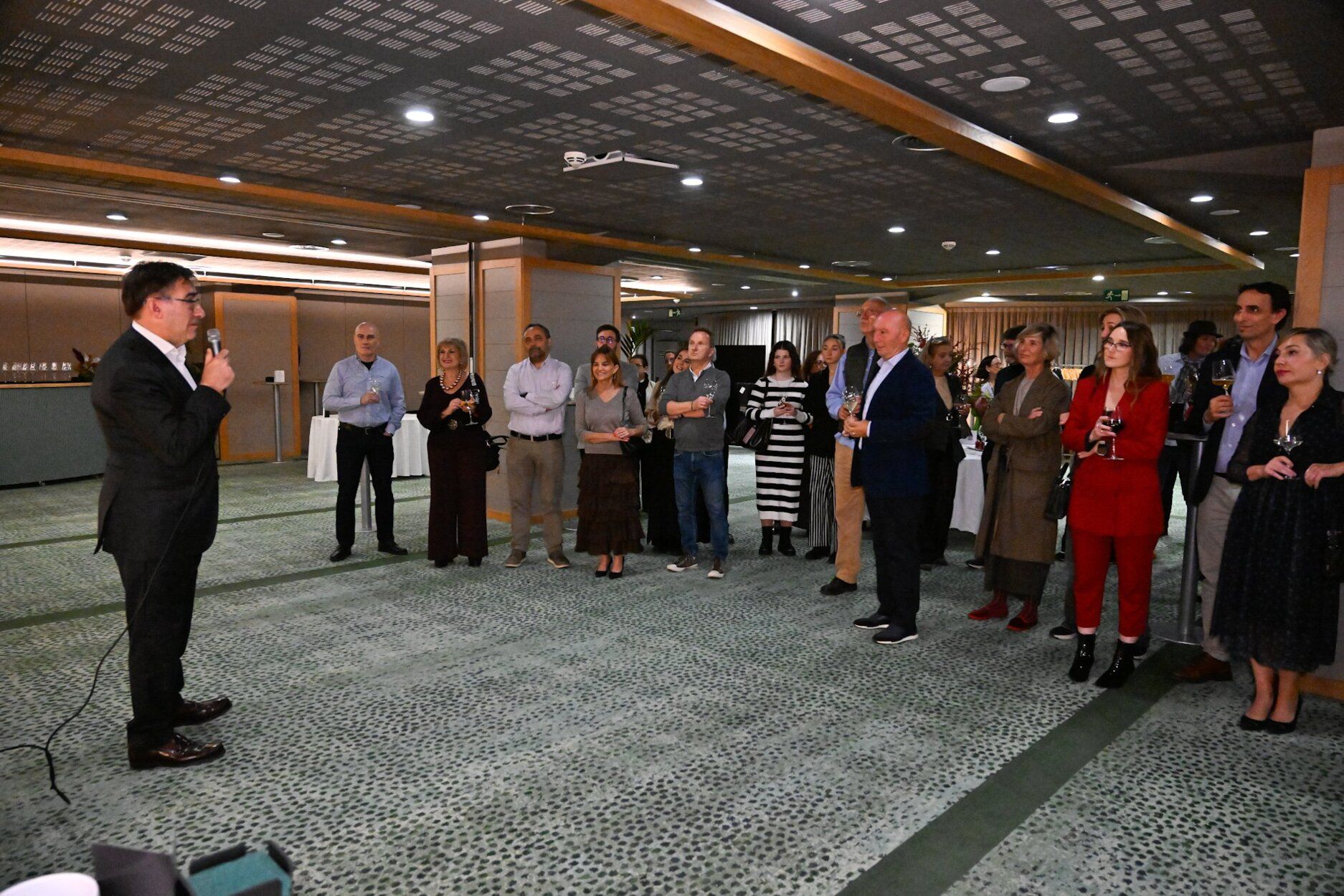 Brindis de Navidad del mundo publicitario