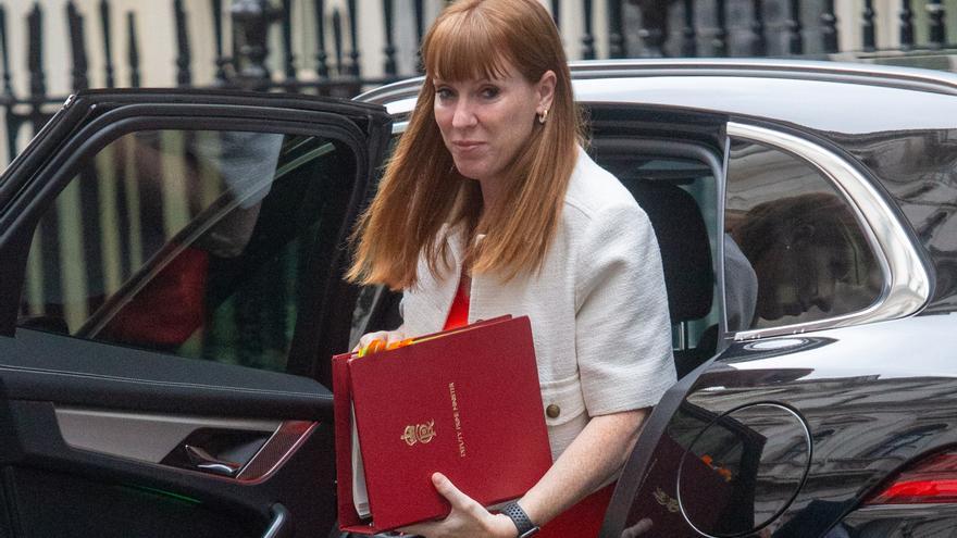 La 'número dos' británica, en la carrera por el liderazgo laborista