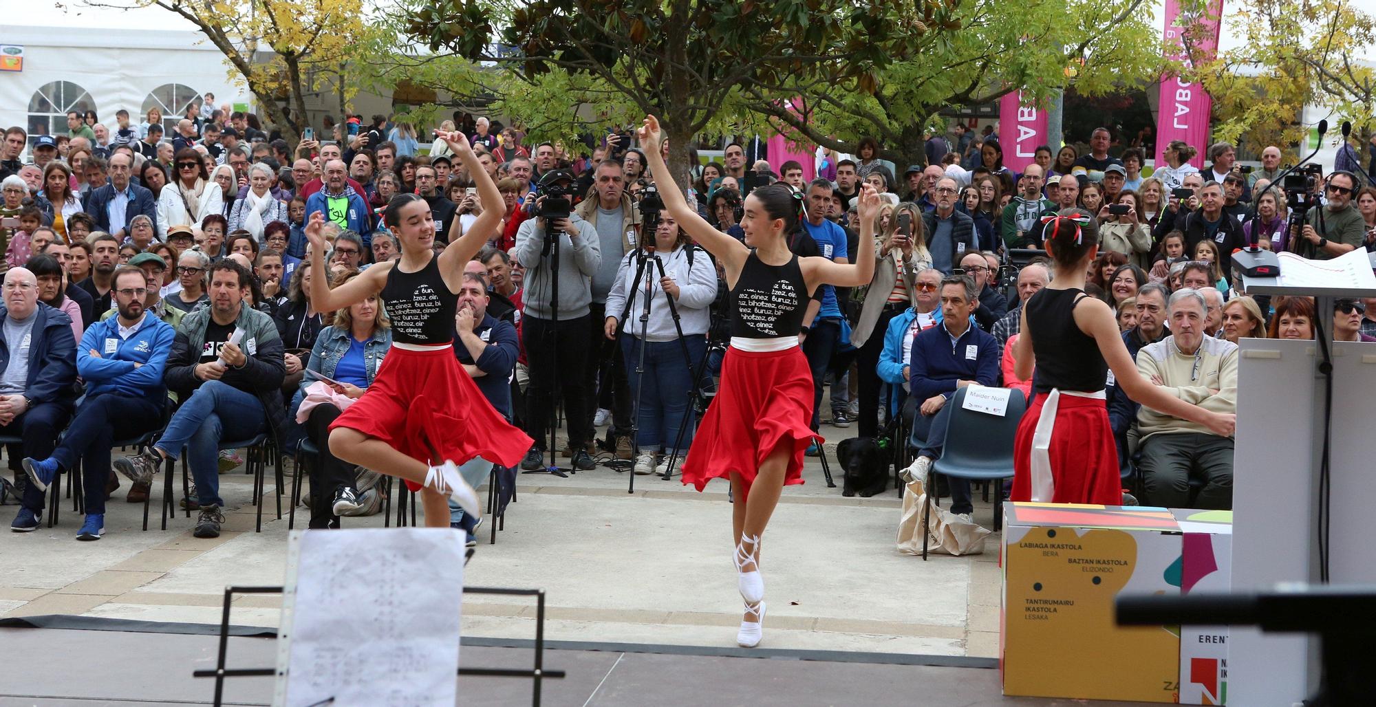 Fotos: Nafarroa Oinez 2025 en la ikastola Paz de Ziganda de Villava - Atarrabia