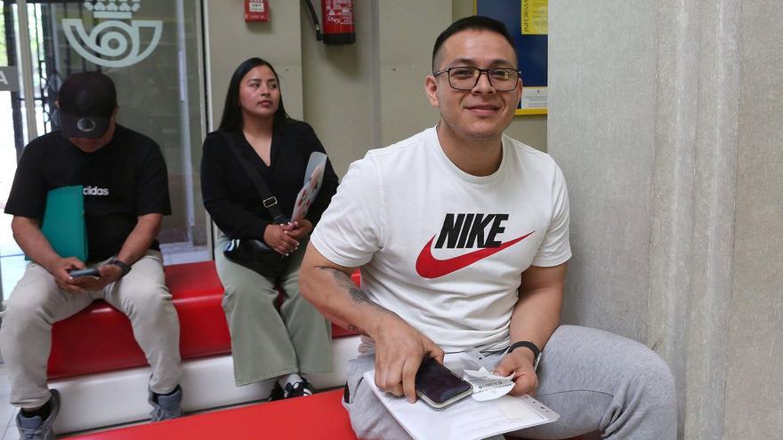 Un colombiano a la espera de regular su estancia en Navarra: “Las oportunidades laborales para personas inmigrantes son escasas”