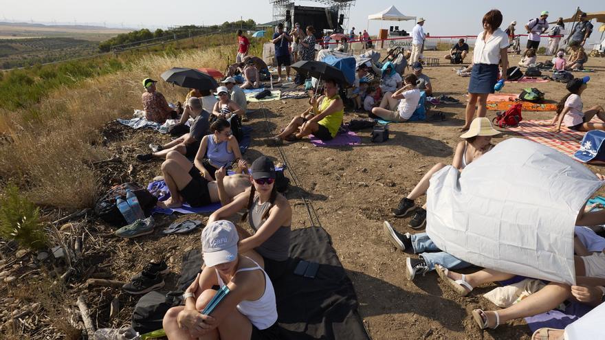 Arguedas se consolida como referente del turismo astronómico en Navarra con 9.000 personas viendo el eclipse
