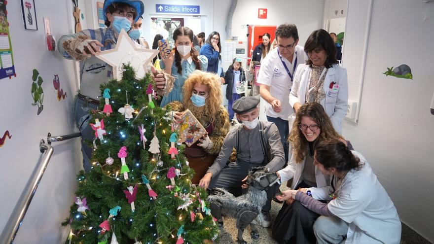 El musical de 'El Mago de Oz' enciende la Navidad para los niños del Hospital de Basurto: "Con cosas así es más fácil"