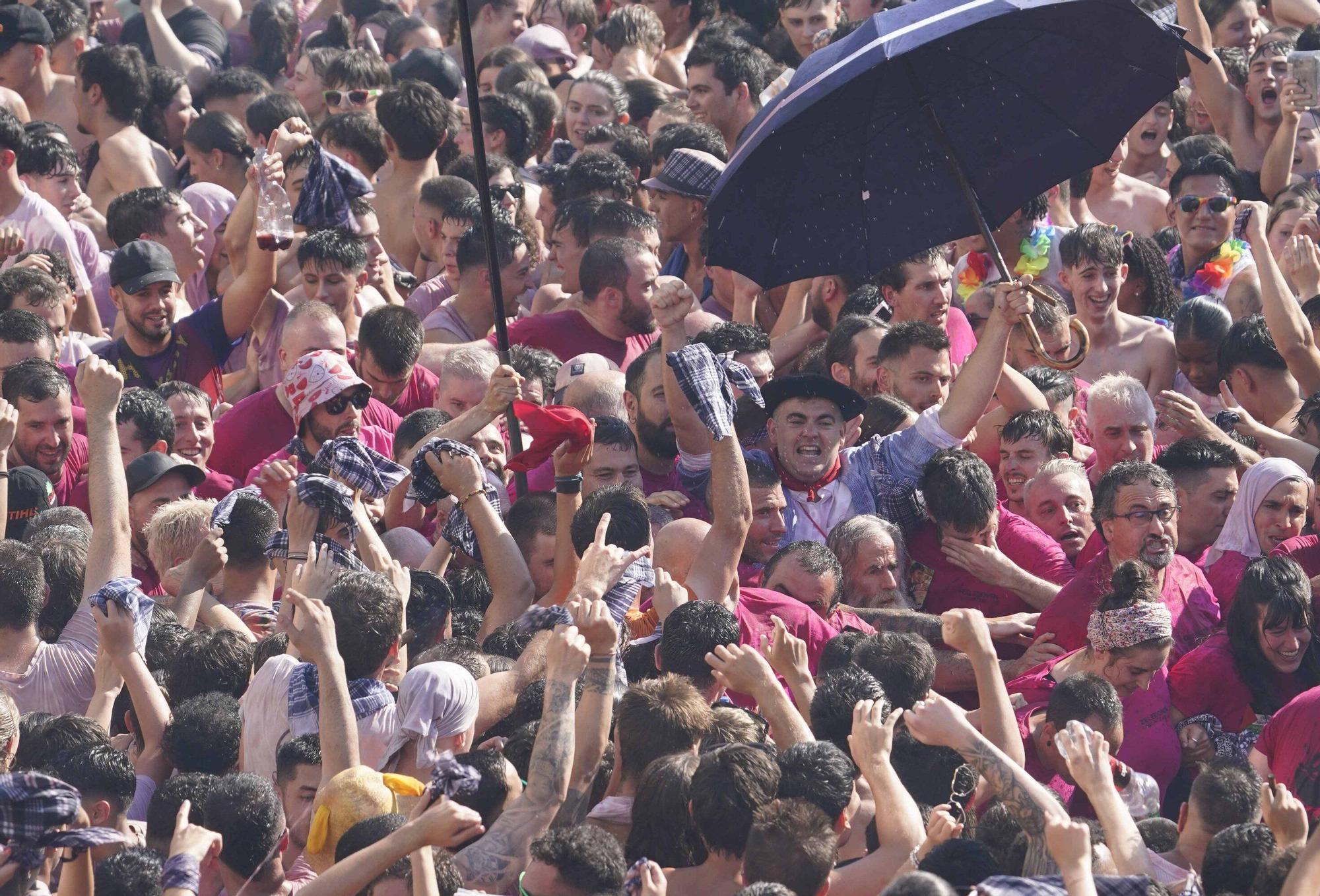 En imágenes: Así ha sido la bajada de Celedón en 2025
