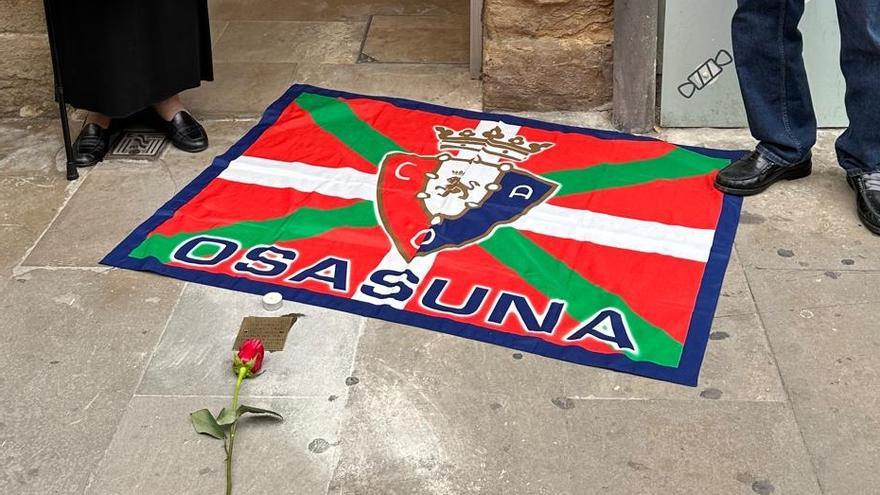 Un &quot;tropezón&quot; recuerda al exalcalde fusilado que fundó Osasuna
