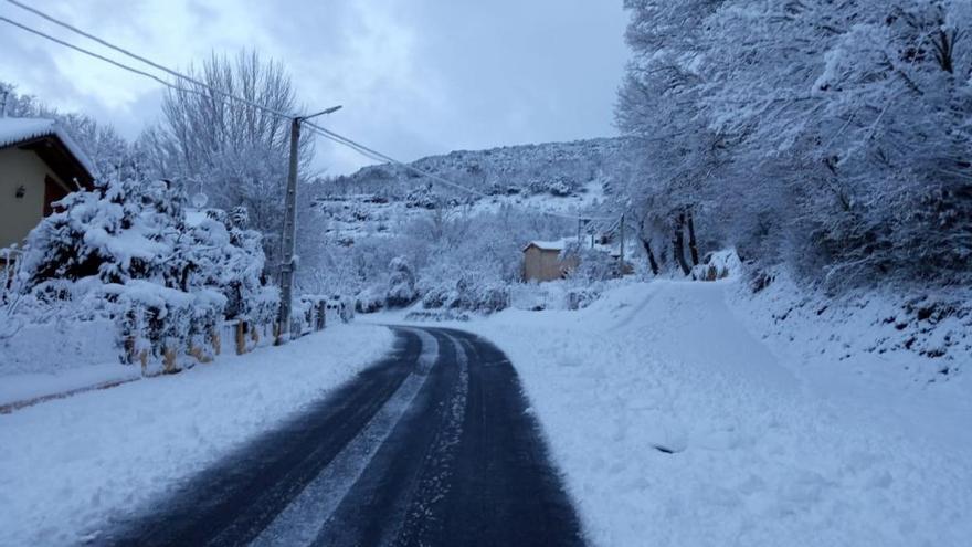 Los espesores de nieve pueden ser de hasta 20 centímetros a 600 metros de altitud.