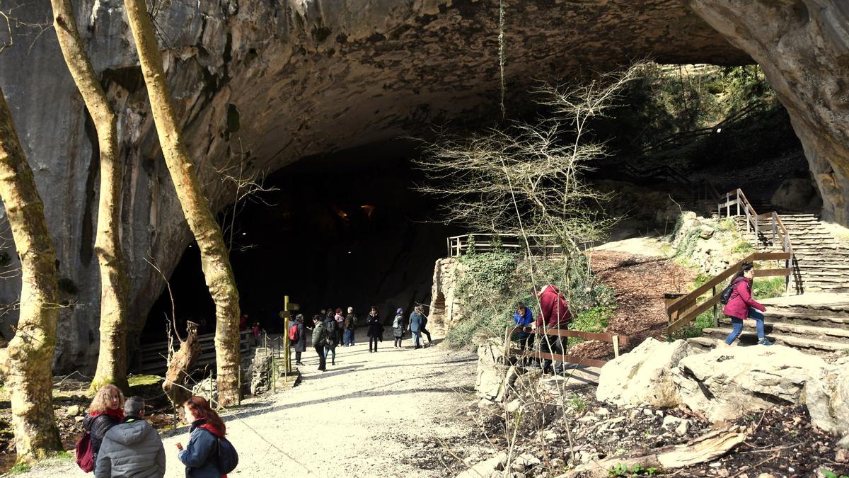 El mes de enero las cuevas permanecerán cerradas al público.
