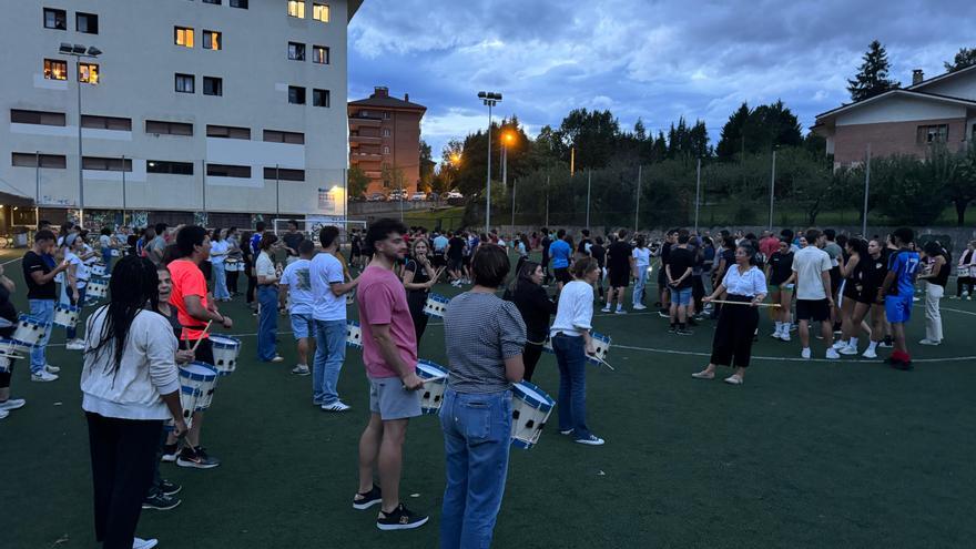 El rataplán de los sanmigeles calienta motores en Oñati