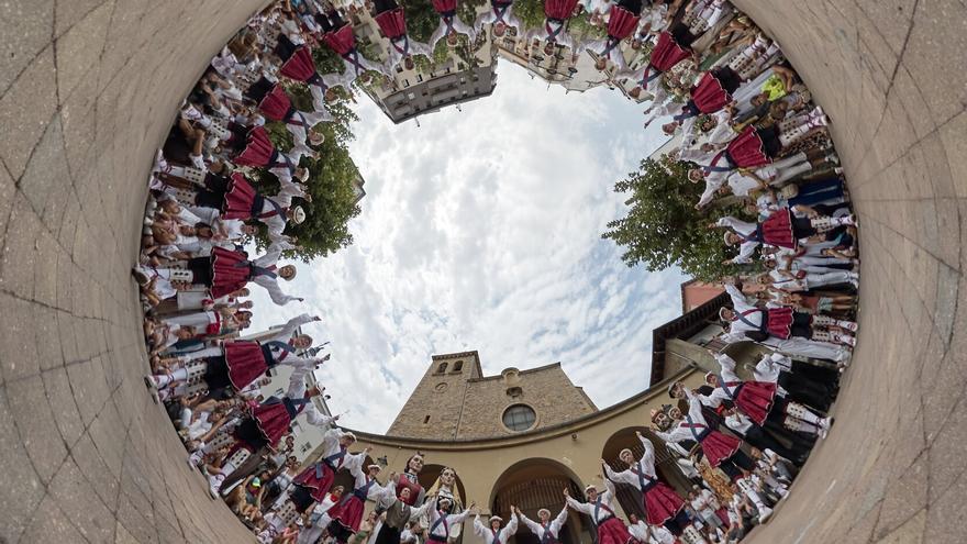 Homenajes a larratz en el día Grande