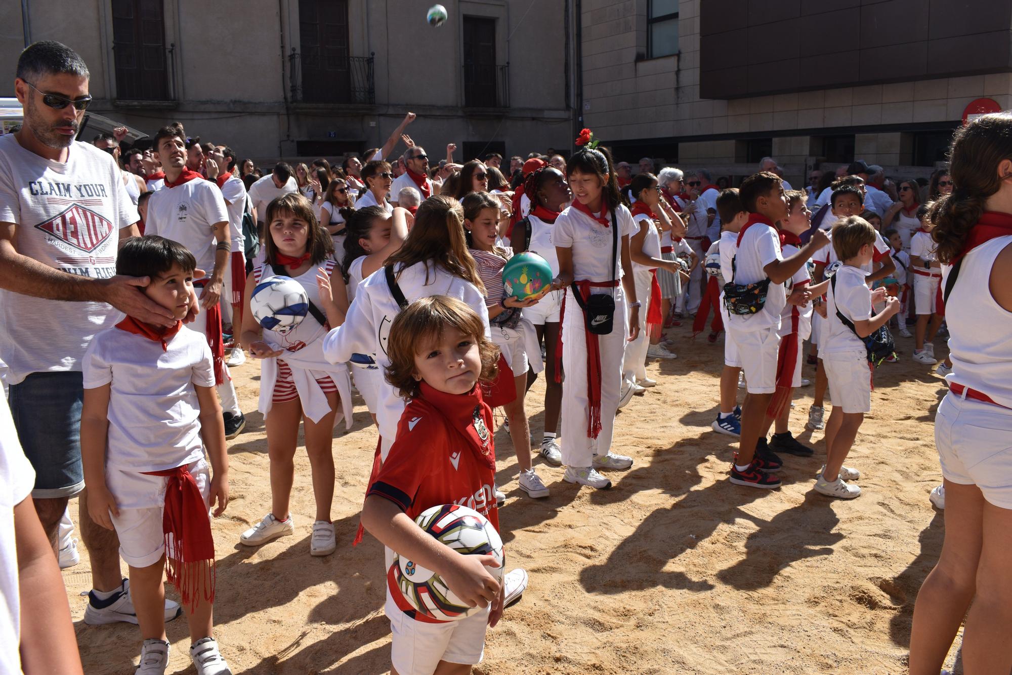 Fotos del cohete de fiestas de Cárcar 2025