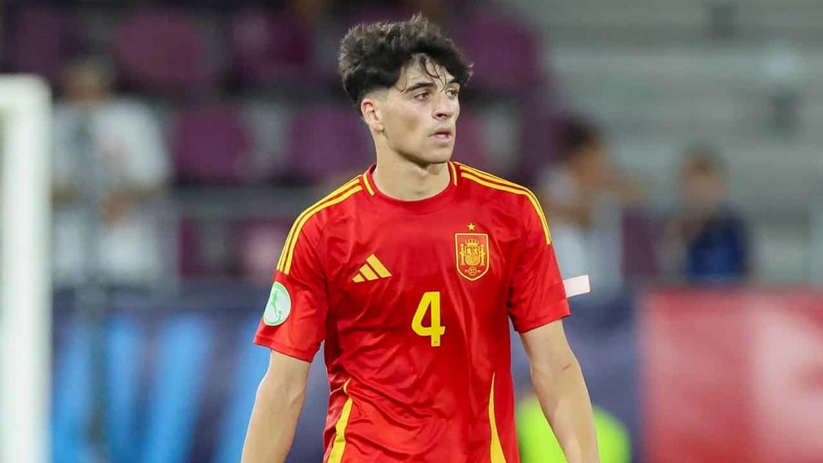 Jon Martín, durante un partido con España.